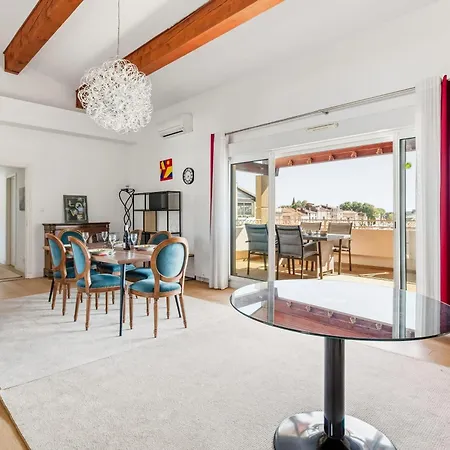 Herault Terrace Premium 2-bedroom With Terrace & In