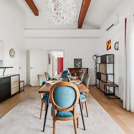 Herault Terrace Premium 2-bedroom With Terrace & In Agde