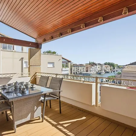 Dom wakacyjny Herault Terrace Premium 2-bedroom With Terrace & In