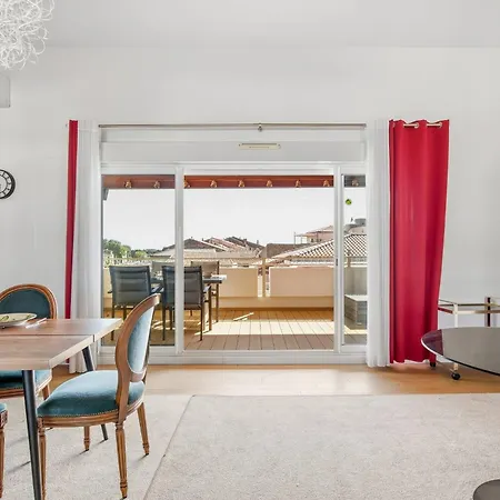 Herault Terrace Premium 2-bedroom With Terrace & In Dom wakacyjny Agde