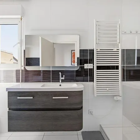 Herault Terrace Premium 2-bedroom With Terrace & In * Agde